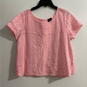 American Eagle pink eyelet top crochet top